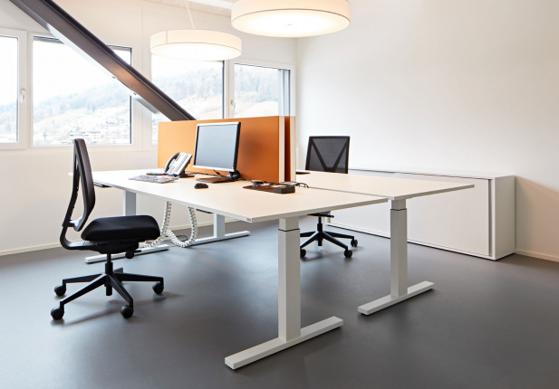 Kubik_desk_50_Auftisch_1