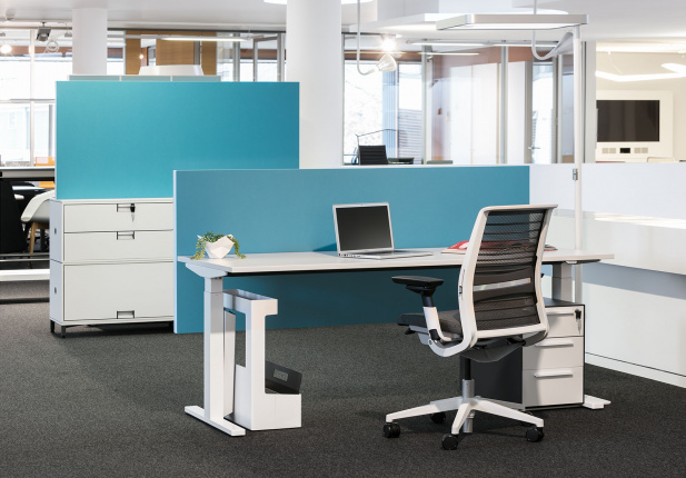 Kubik_desk_50_Hintertisch_1