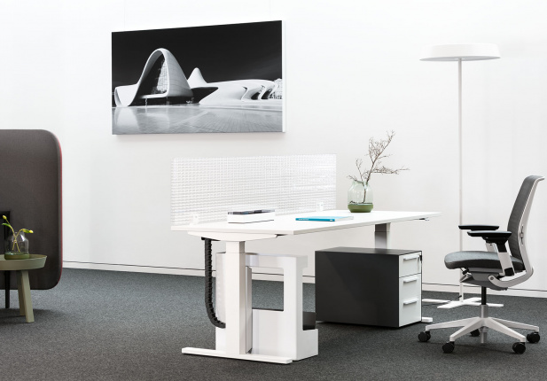 Lightwall_desk_27_auftisch_3