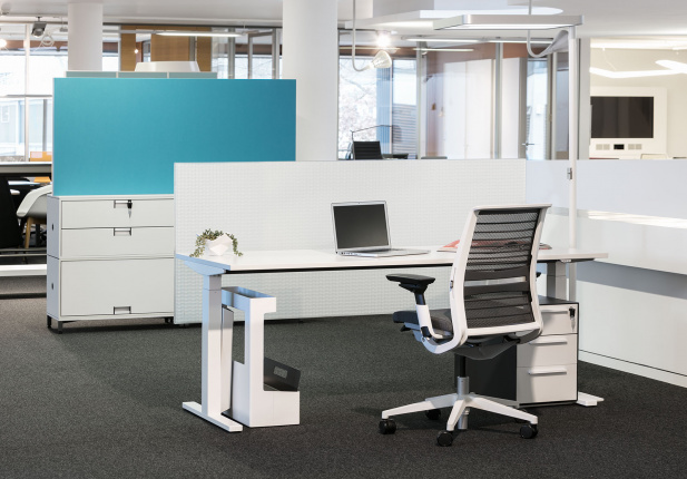 Lightwall_desk_27_hintertisch_1